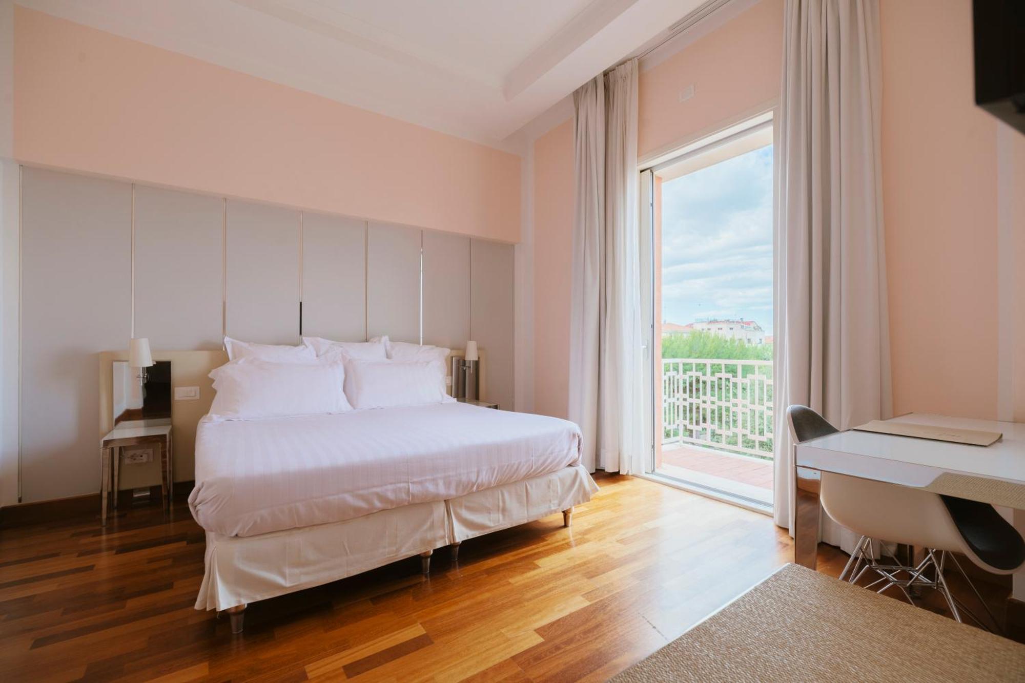 Hotel Miramare تْشيفيتانوفا ماركي المظهر الخارجي الصورة