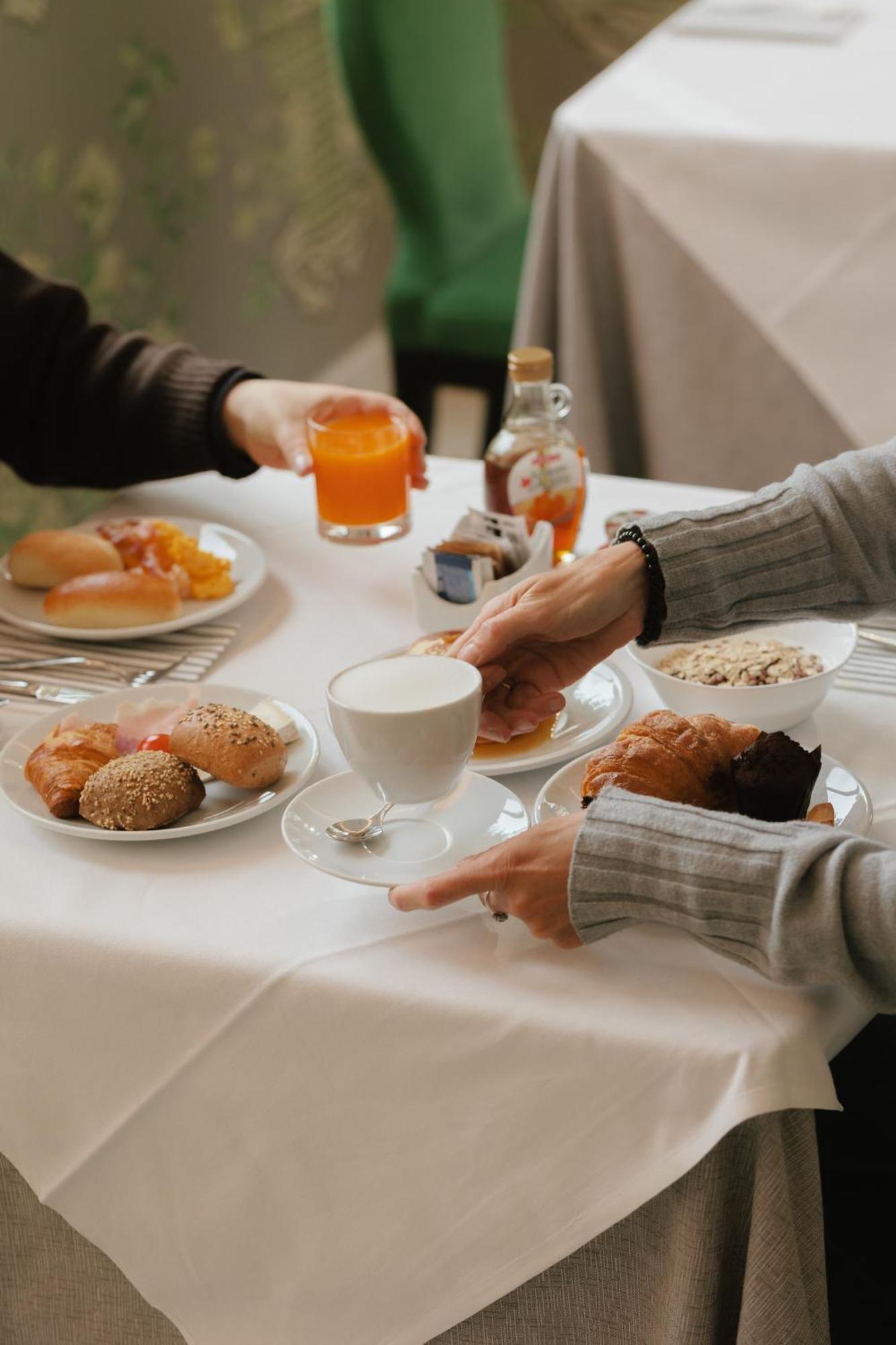 Hotel Miramare تْشيفيتانوفا ماركي المظهر الخارجي الصورة